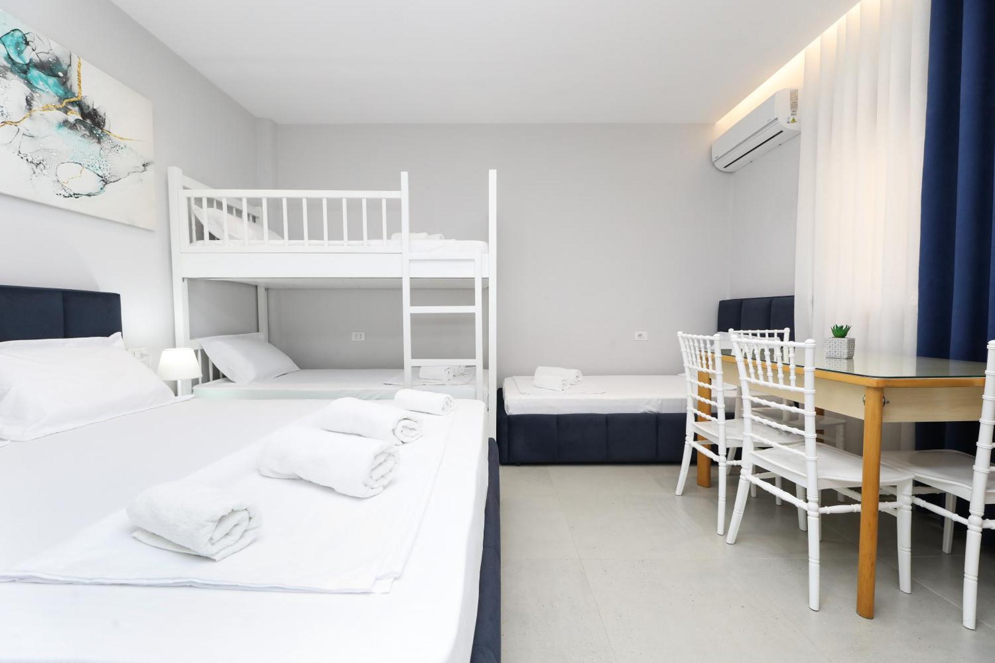 Vila Feliz - Premium Rooms With Free Private Parking Vlorë Exterior foto